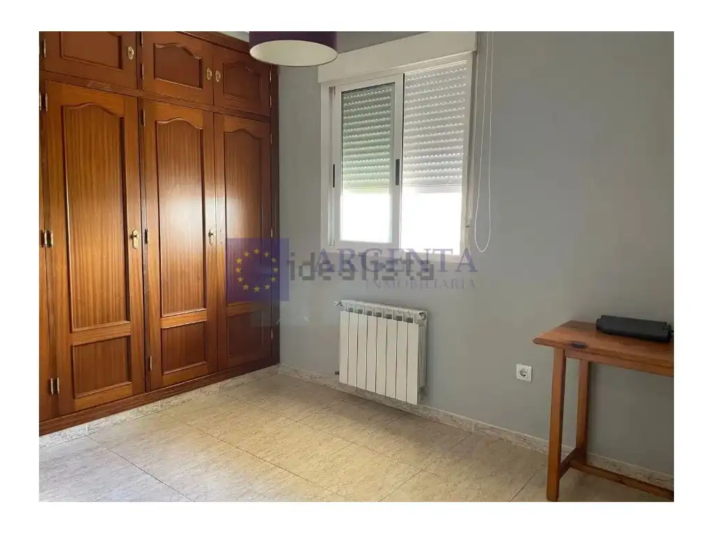 Piso con ascensor en venta en Ruta de la Plata, imagen 2