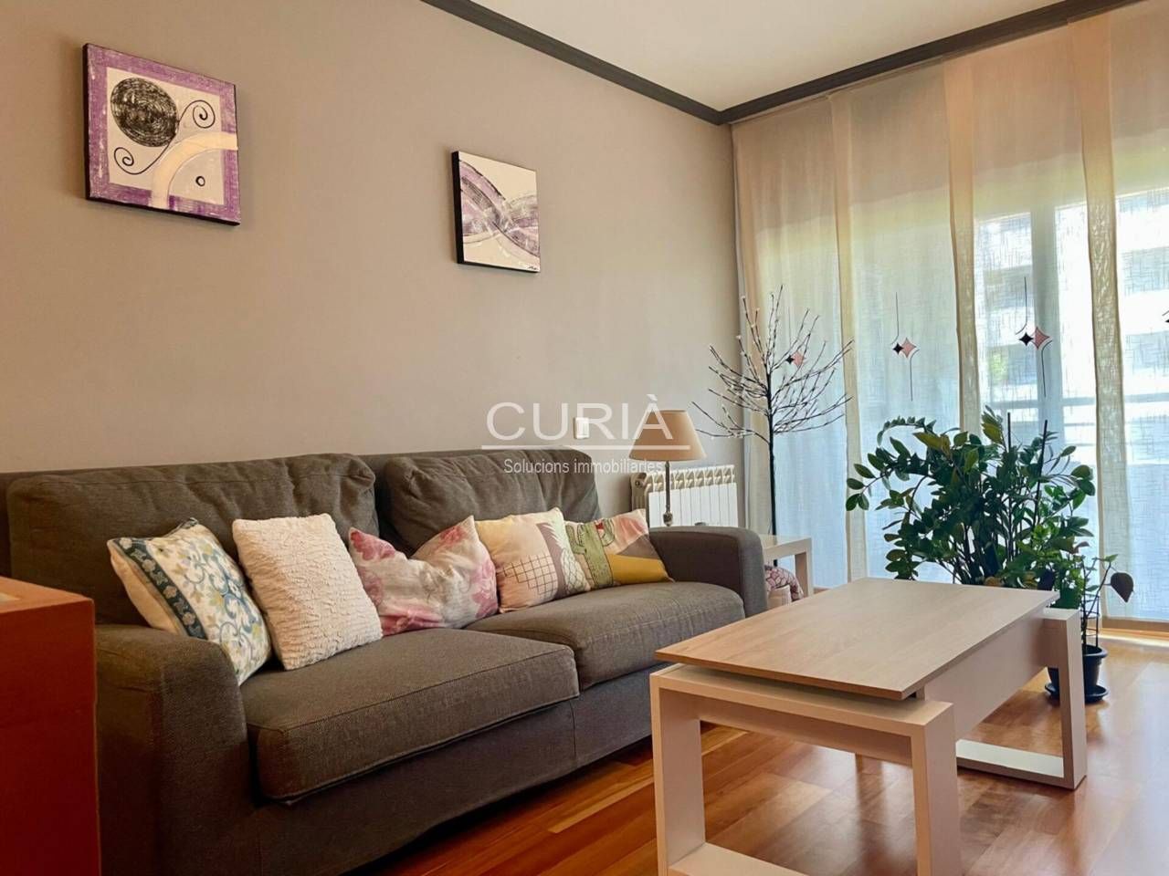 Living room of Flat for sale in  Lleida Capital  with Air Conditioner, Heating and Parquet flooring
