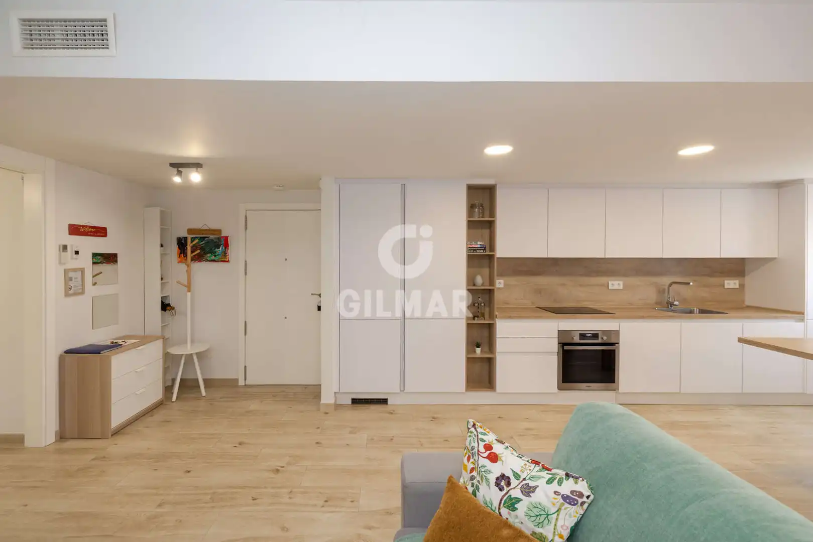 Cuina de Apartament en venda en Estepona amb Calefacció, Jardí privat i Piscina