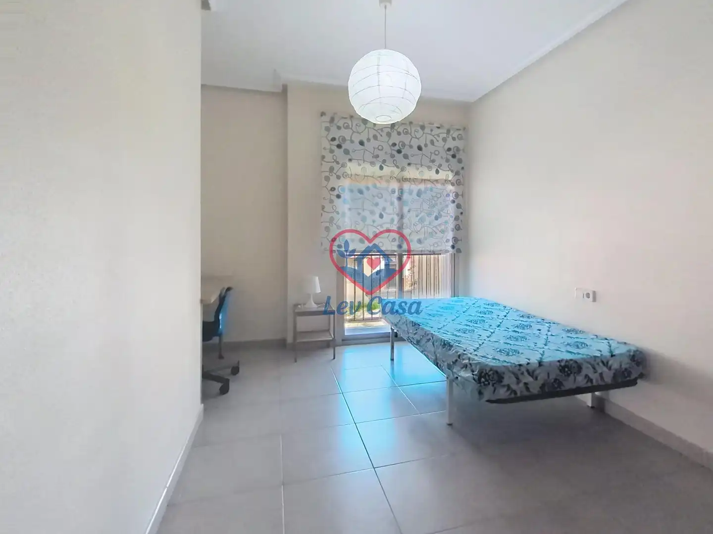 Habitación de Piso en venta en Murcia con Aire acondicionado y Amueblado