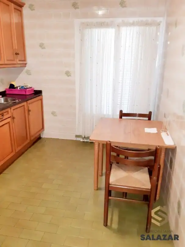 Cocina de Piso de alquiler en Bilbao  con Calefacción, Terraza y Balcón