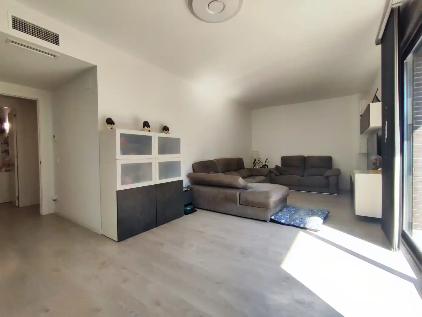 Sala de estar de Piso en venta en Ripollet con Aire acondicionado, Calefacción y Parquet