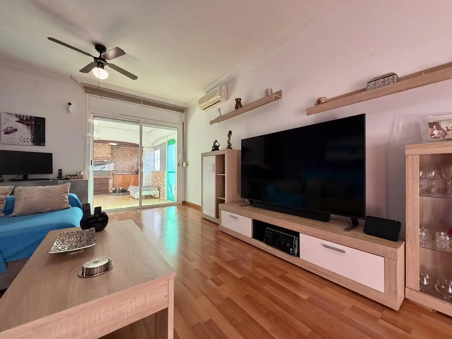 Sala d'estar de Casa o xalet en venda en Tarragona amb Parquet