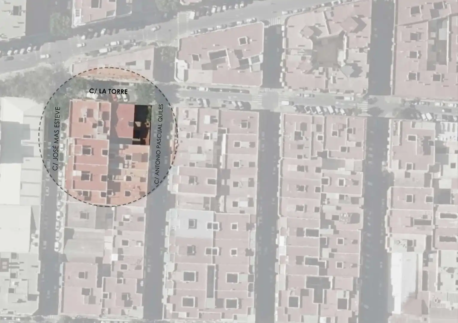 Vista exterior de Ático en venta en Elche / Elx con Terraza, Balcón y Piscina comunitaria