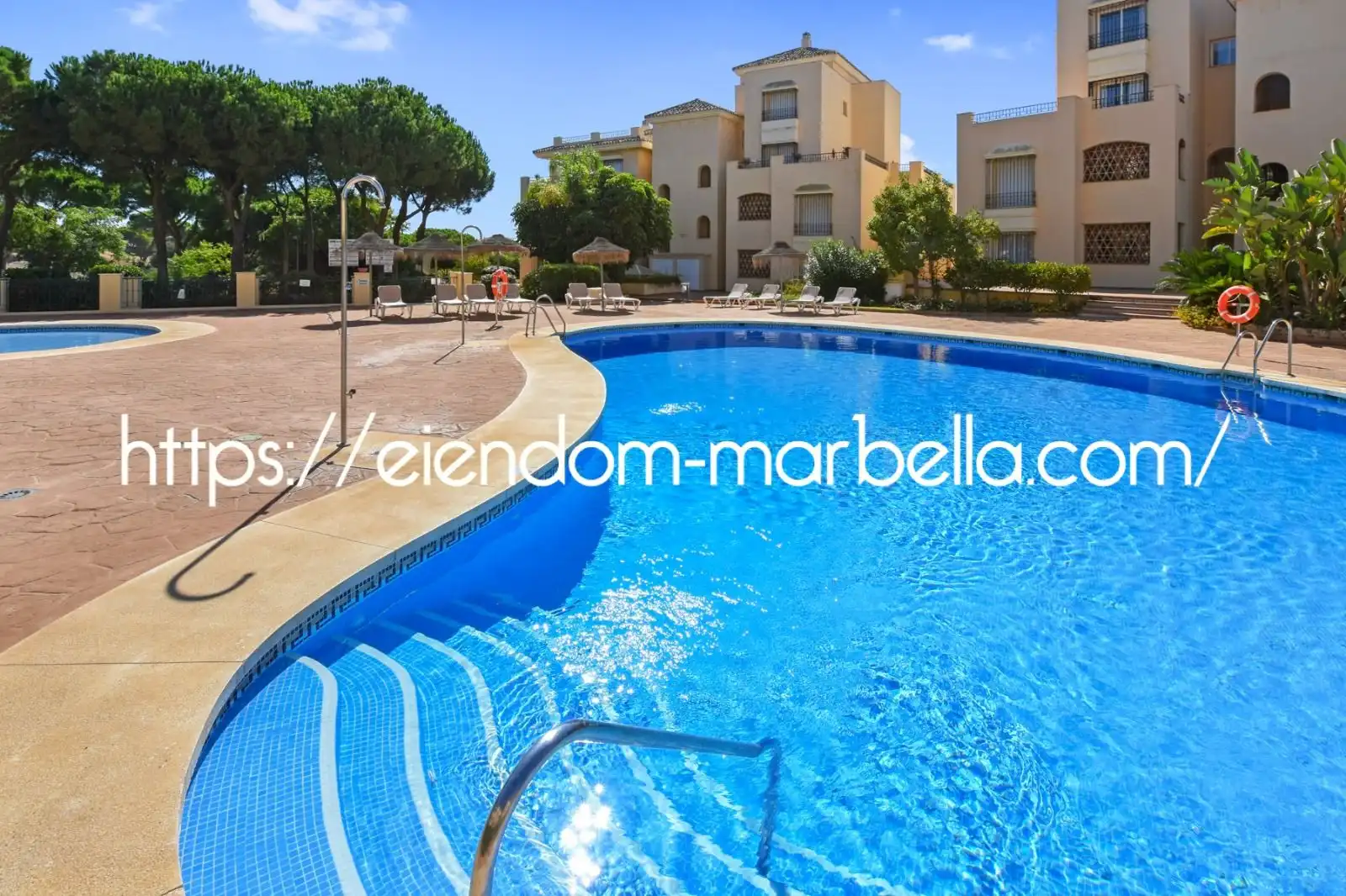 Piscina de Apartamento en venta en Marbella con Aire acondicionado, Calefacción y Terraza