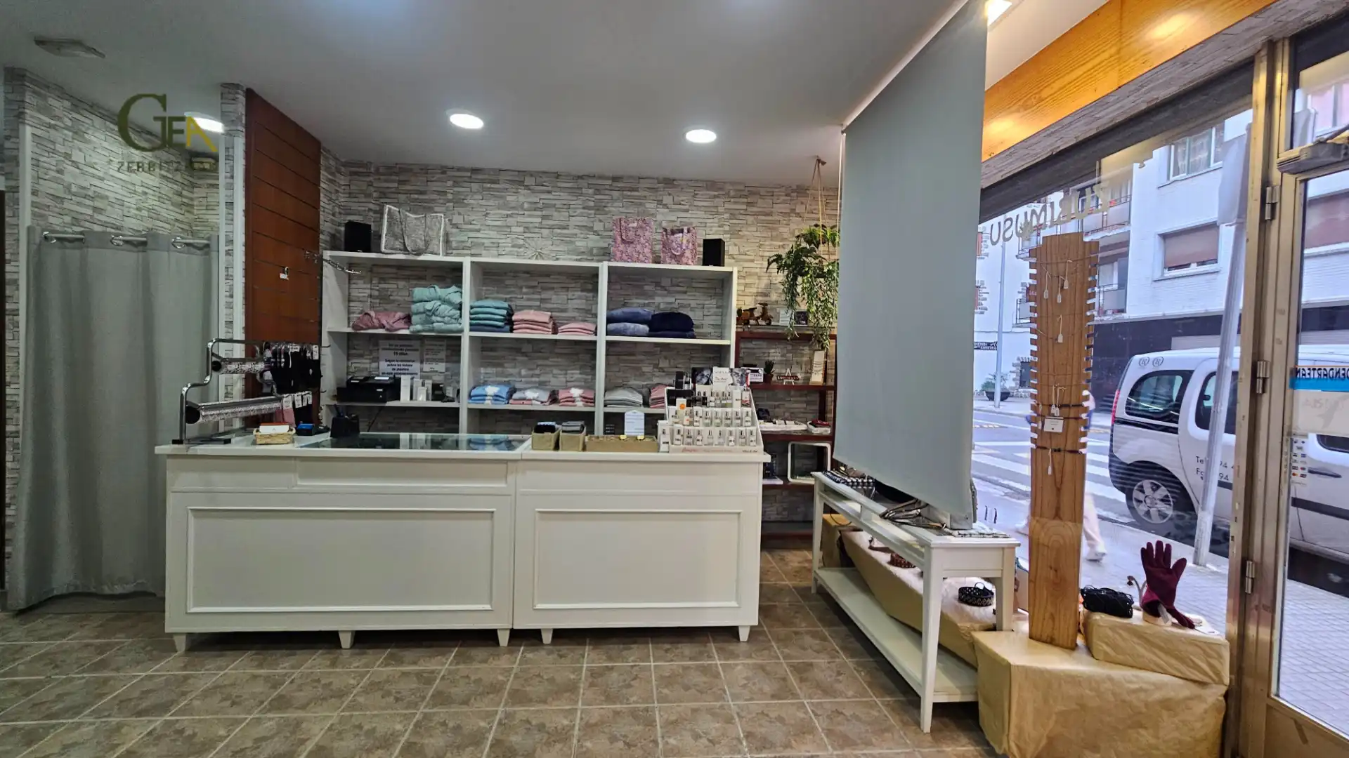 Locale commerciale in vendita a Villabona, imagen 7