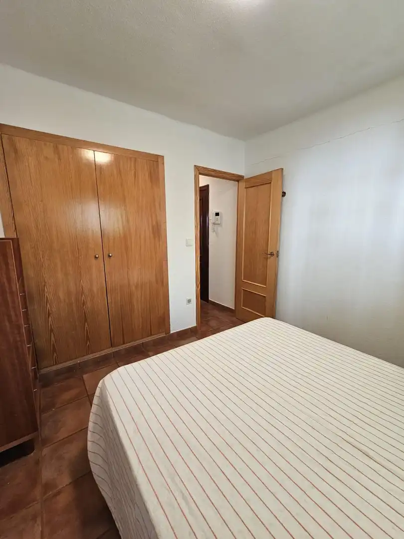 Schlafzimmer von Wohnung zum Verkauf in Valencia mit Klimaanlage und Balkon