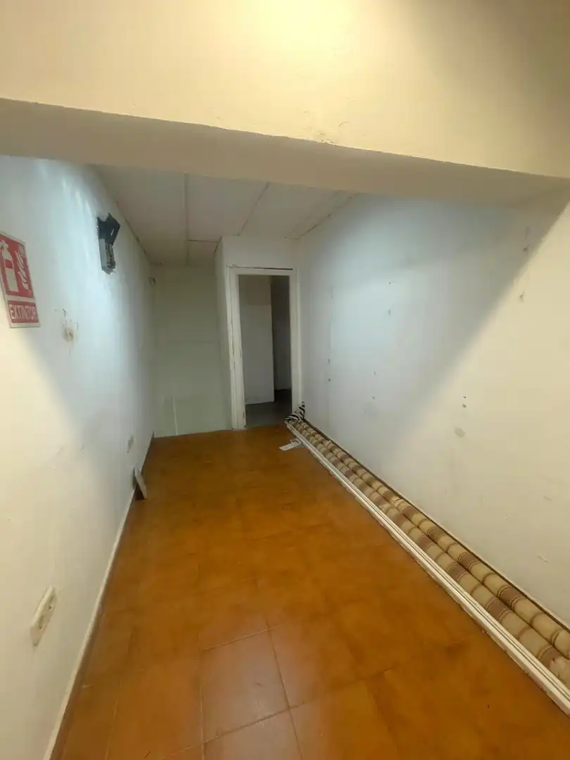 Gewerbefläche zum Verkauf in Villanueva de la Torre, imagen 10