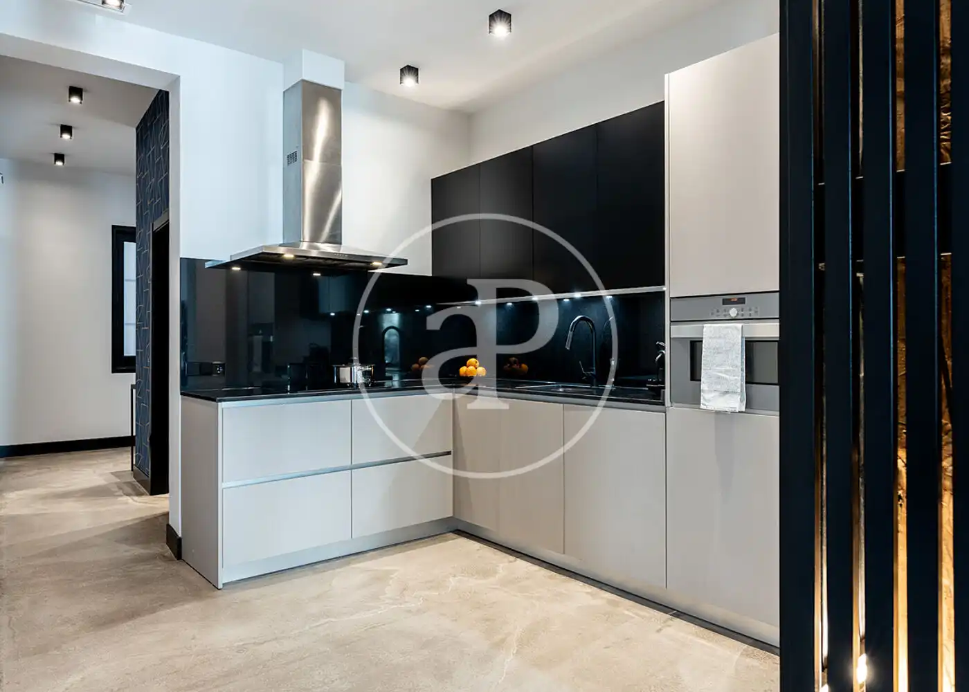 Kitchen of Flat for rent in Madrid  with Air Conditioner, Heating and Furnished