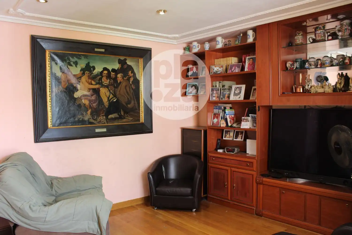Living room of Flat for sale in Burgos  with Heating, Terrace and Storage room