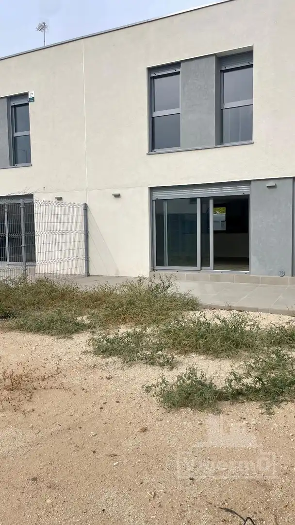 Adossat amb jardí en venda a Gamoneda, imagen 22