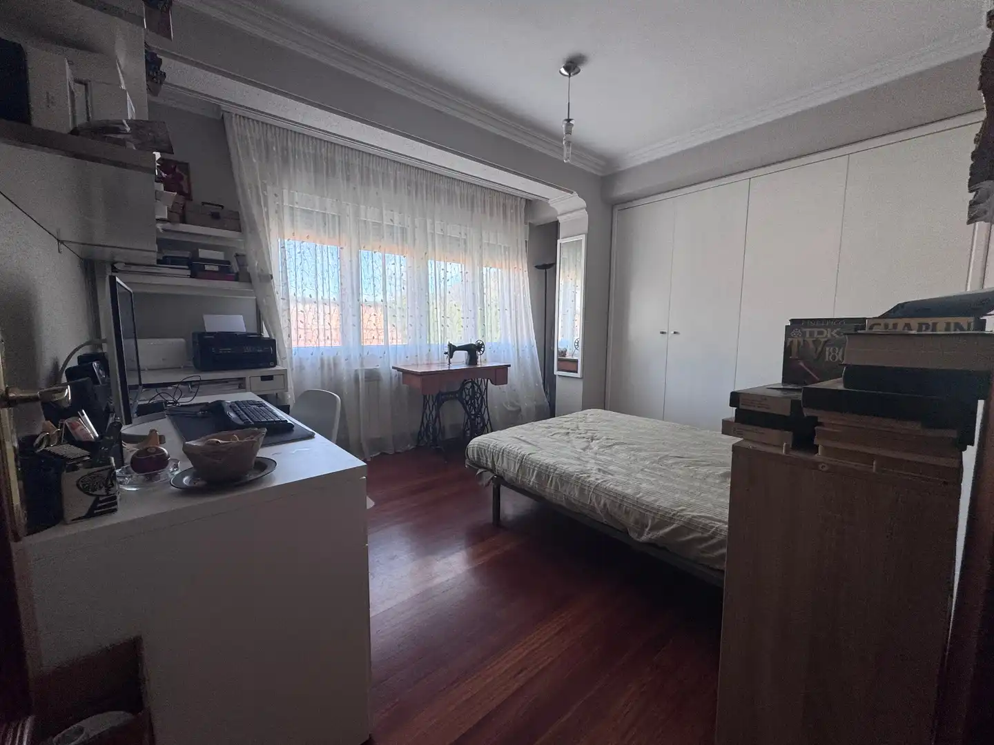 Bedroom of Flat for sale in Elgeta  with Storage room, Furnished and Oven