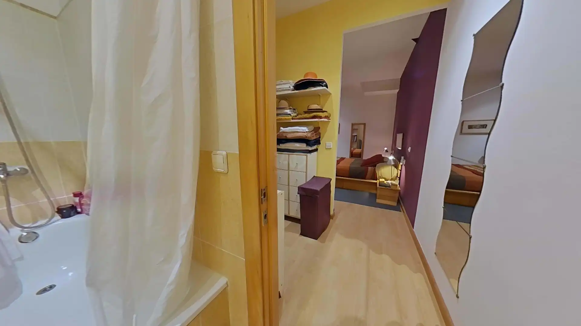 Habitación de Local en venta en Barcelona