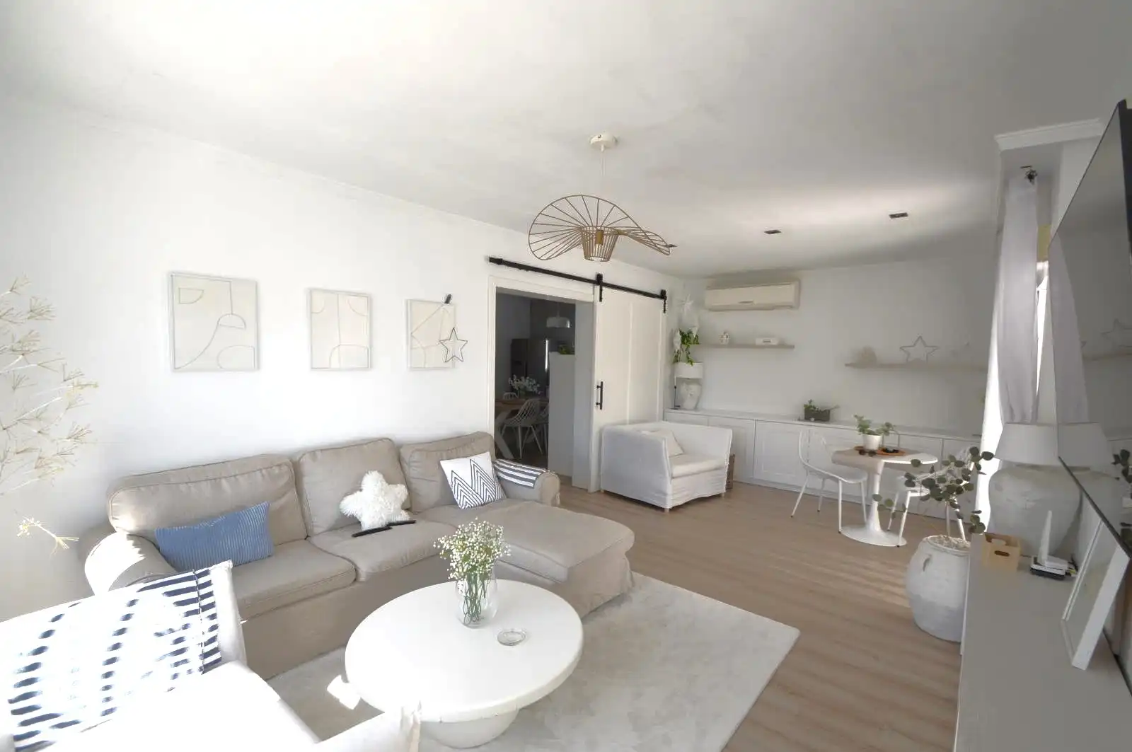 Sala d'estar de Casa o xalet en venda en Vinaròs amb Aire condicionat, Calefacció i Jardí privat