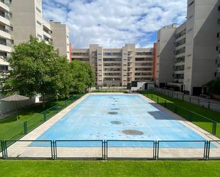 Piscina de Planta baixa en venda en  Madrid Capital amb Calefacció, Jardí privat i Terrassa