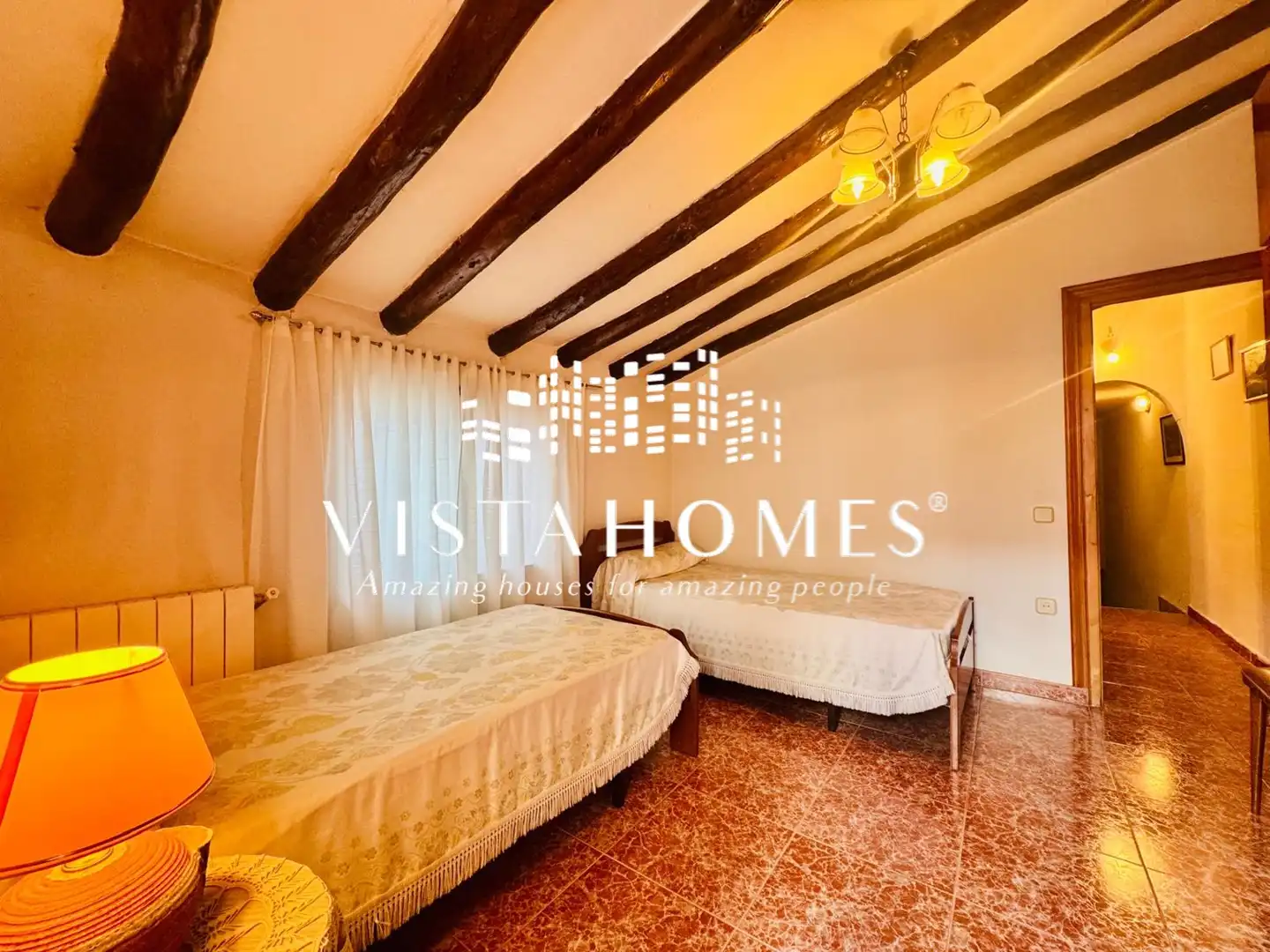 Vista exterior de Casa adosada en venta en Chinchón con Calefacción, Jardín privado y Terraza