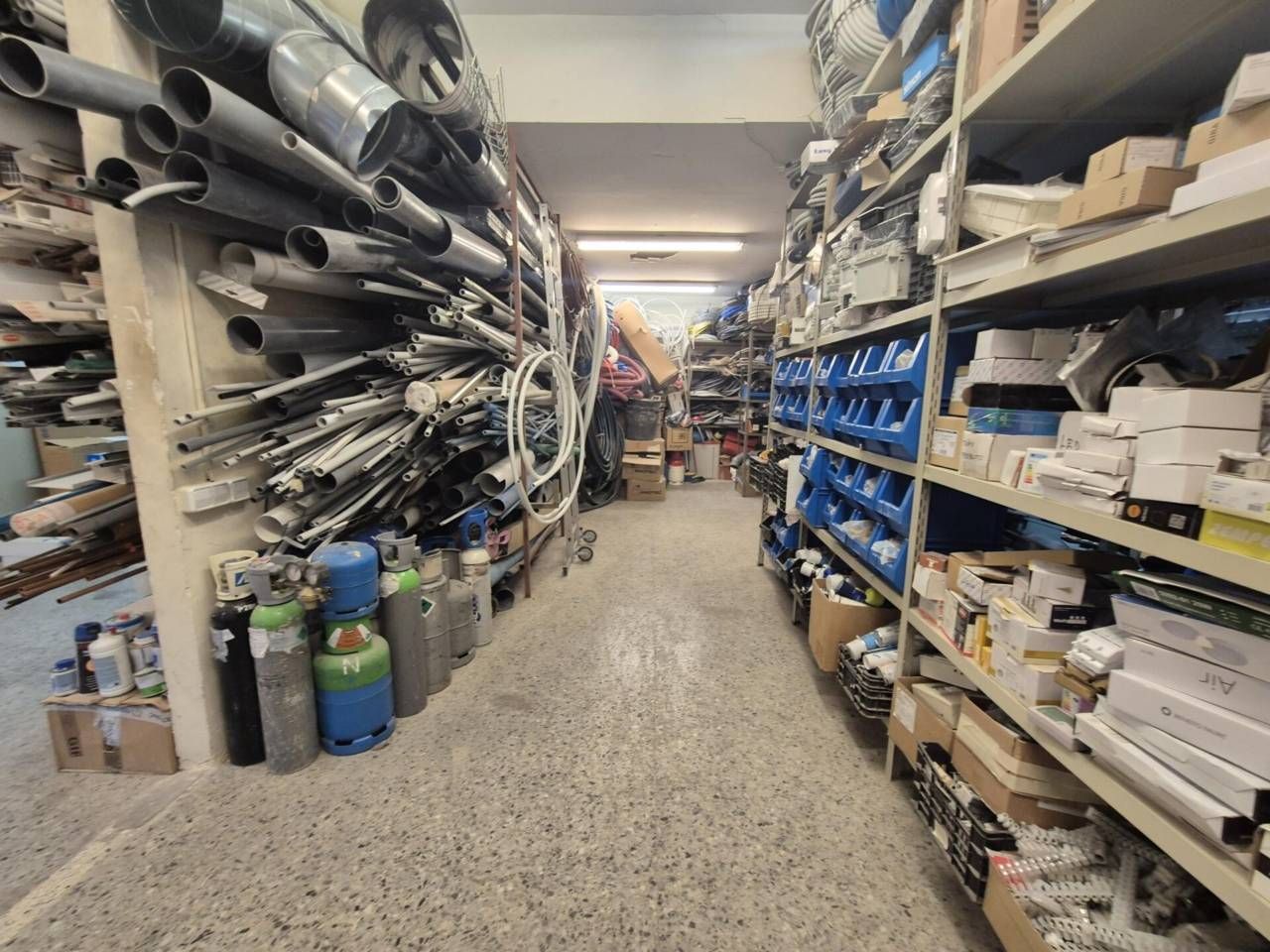 Premises for sale in  Barcelona Capital