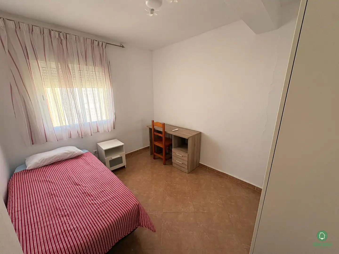 Habitación de Piso en venta en Huelva con Terraza y Balcón