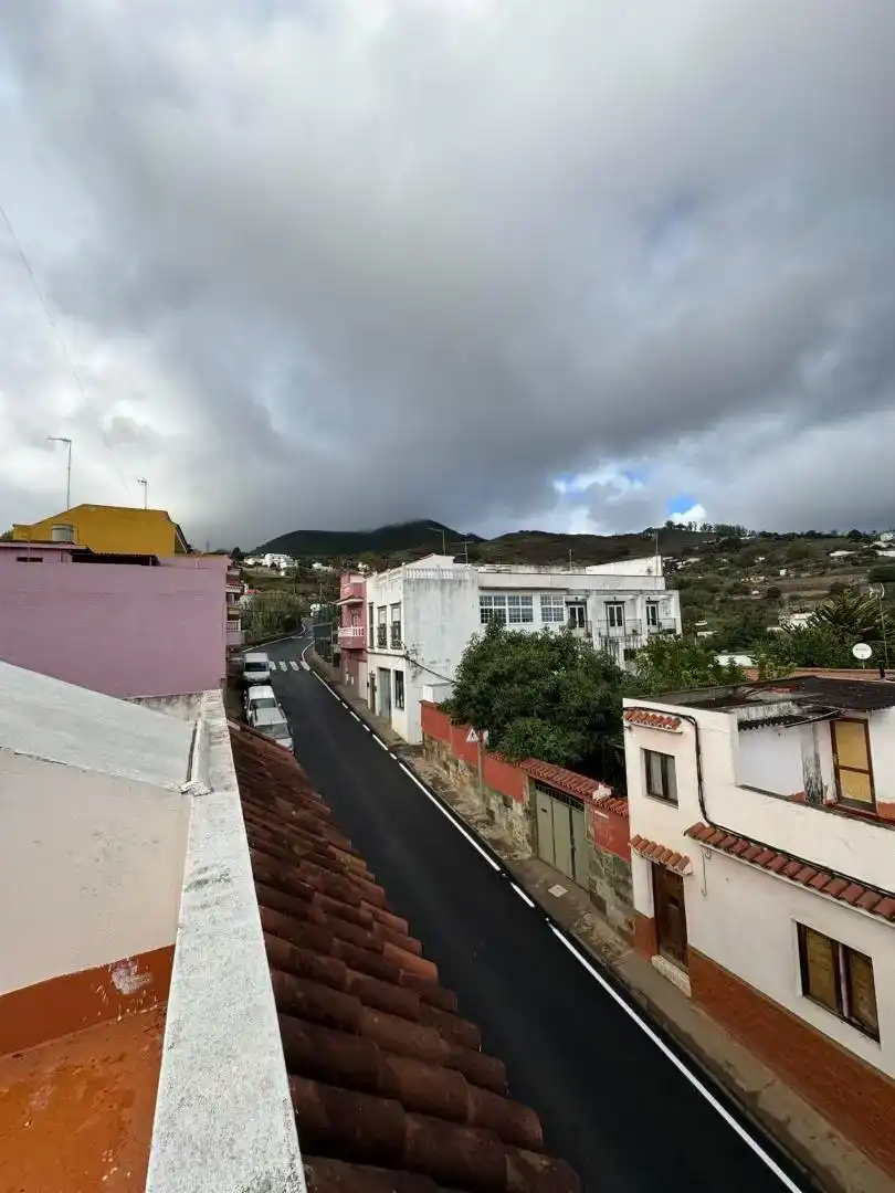 Vista exterior de Casa adosada en venta en Teror con Balcón