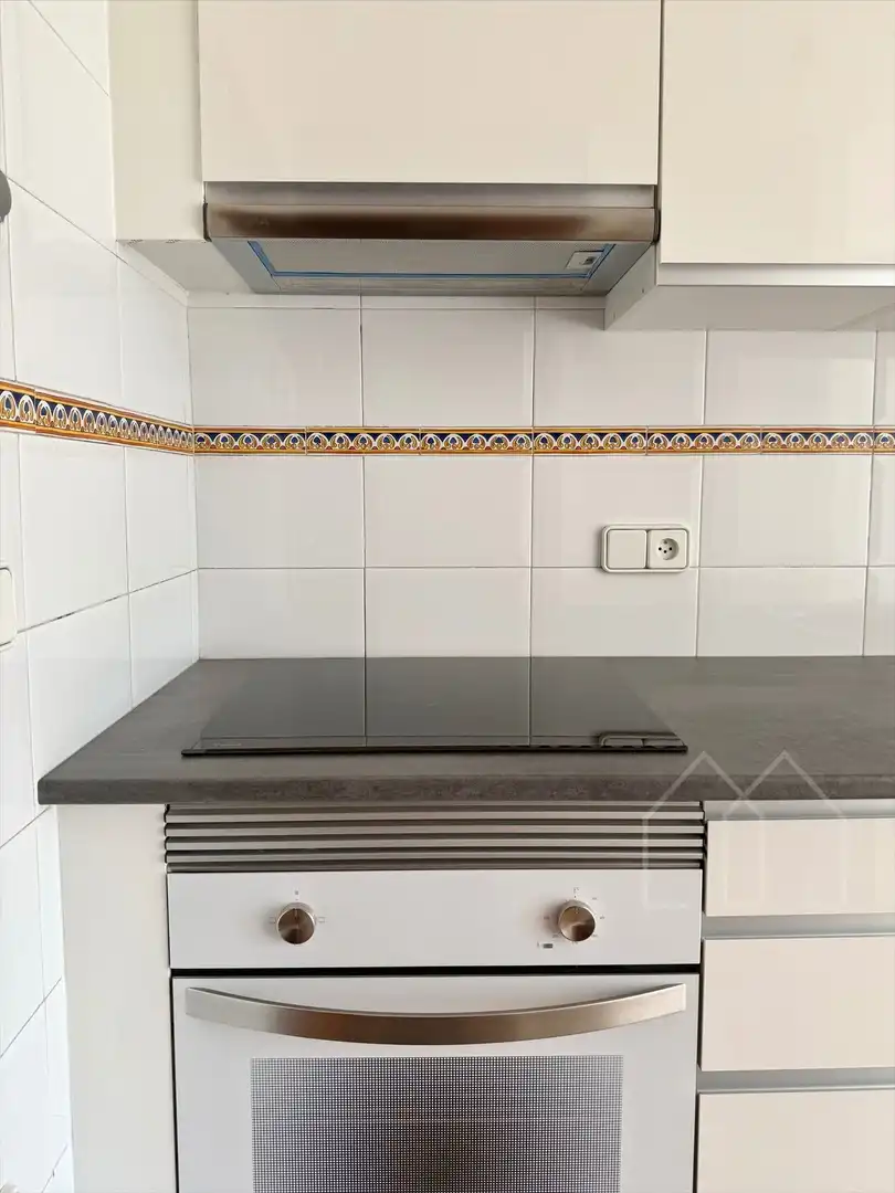 Cuina de Pis en venda en Girona amb Aire condicionat, Calefacció i Terrassa