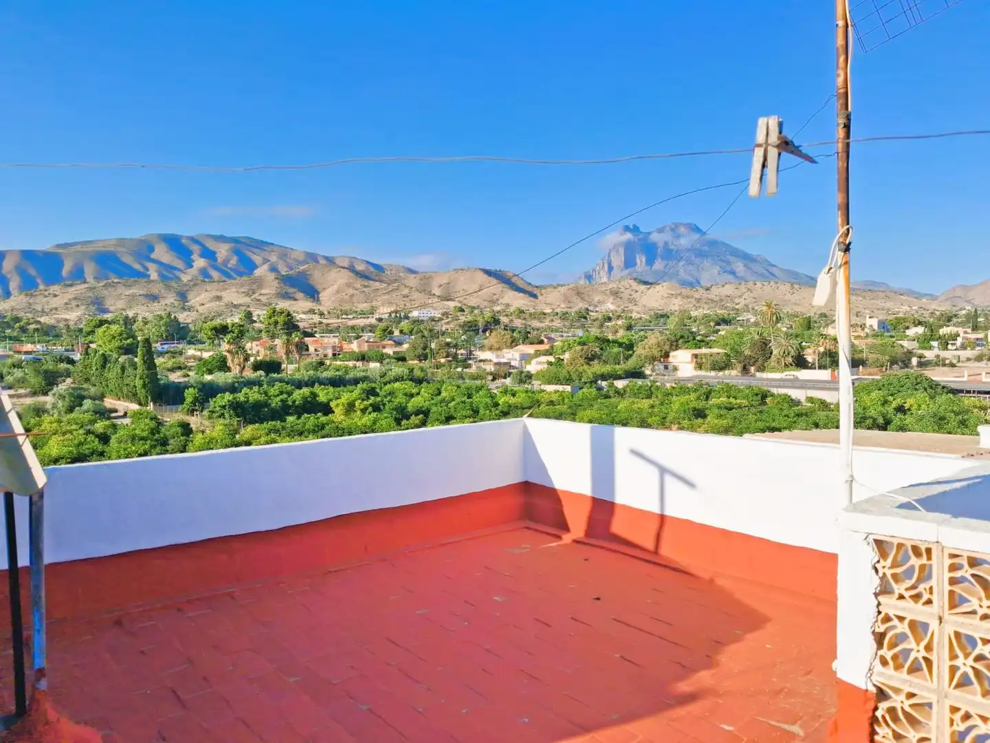 Vista exterior de Casa o chalet en venta en Villajoyosa / La Vila Joiosa con Terraza