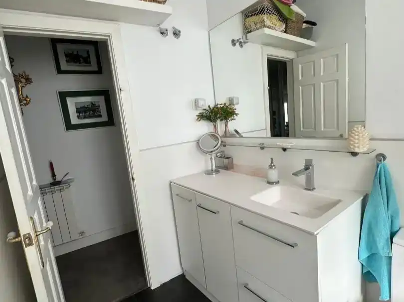 Baño de Piso para compartir en Madrid con Amueblado