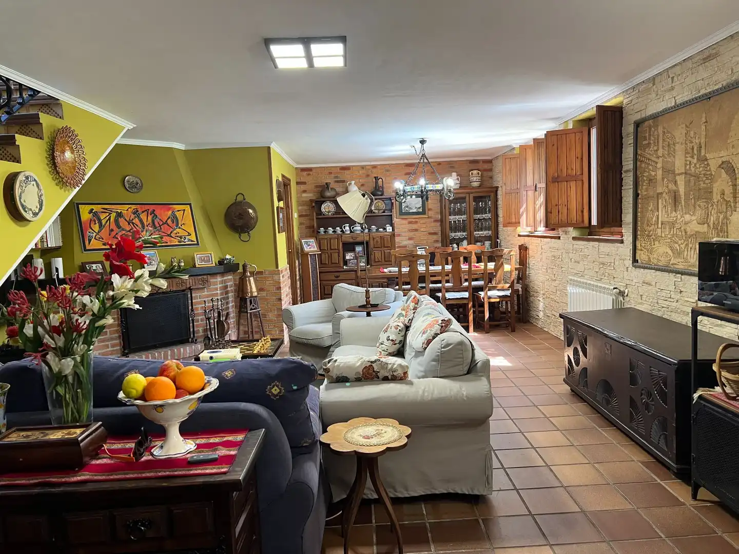 Sala de estar de Casa o chalet en venta en Cangas de Onís con Calefacción, Jardín privado y Amueblado
