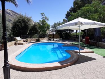 Casa con piscina in vendita a Jabalcuz
