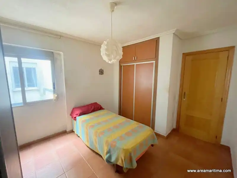 Habitación de Piso en venta en Burjassot con Aire acondicionado, Amueblado y Horno