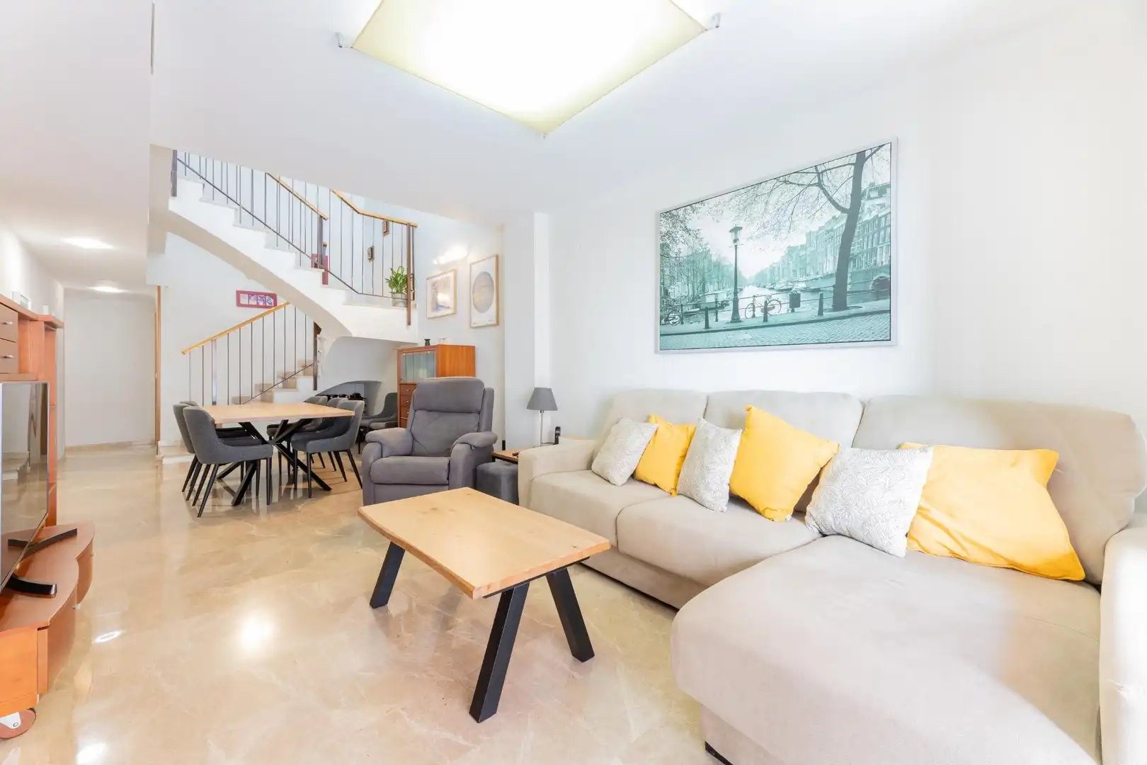 Wohnzimmer von Dachboden zum Verkauf in Foios mit Klimaanlage, Heizung und Terrasse