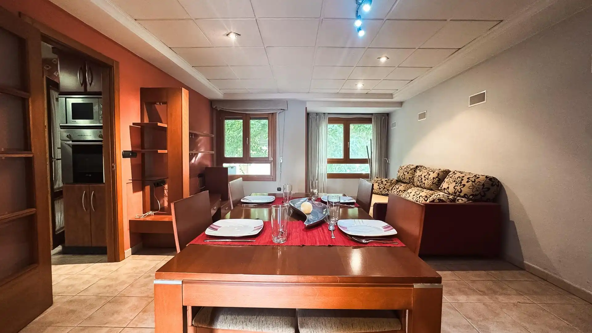 Dining room of Flat for sale in Planes  with Air Conditioner, Furnished and Balcony