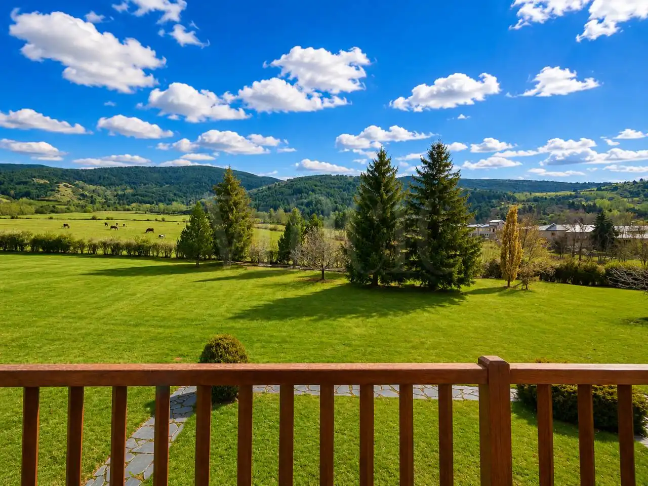 Garden of Detached homes for sale in Puigcerdà  with Heating, Parquet flooring and Terrace