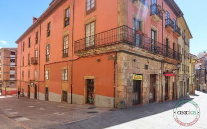 Vista exterior de Local en venda en Oviedo  amb Terrassa