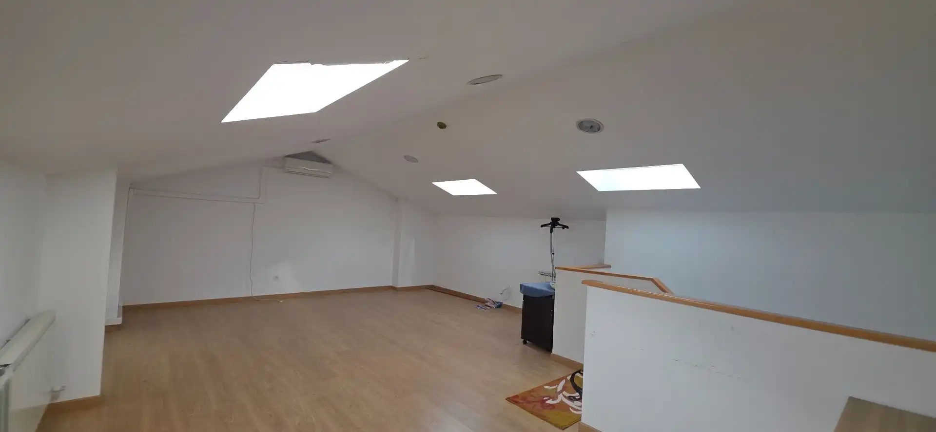 Haus oder Chalet zum Verkauf in Ugena mit Klimaanlage, Heizung und Privatgarten