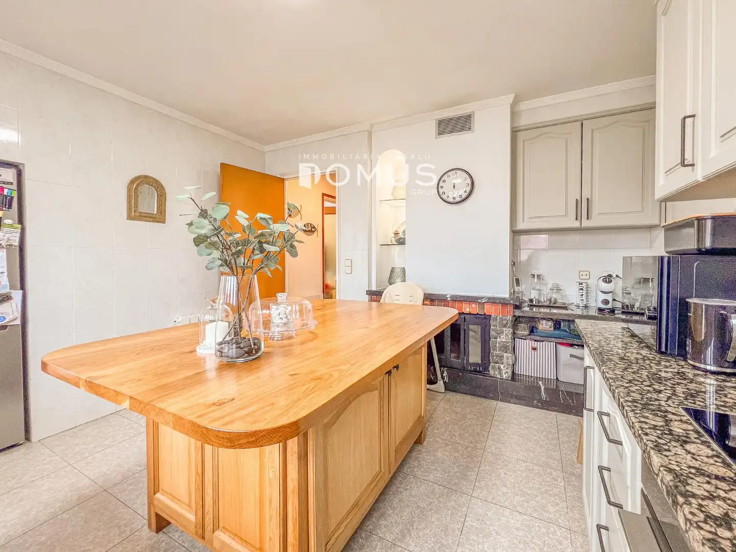 Kitchen of Houses for sale in Besalú  with Air Conditioner, Private garden and Terrace