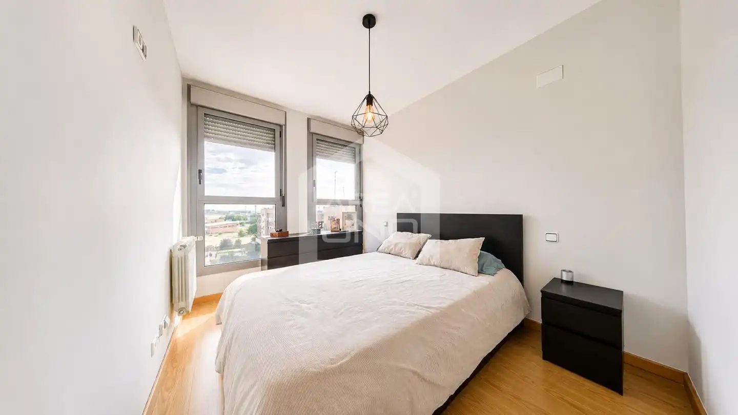 Bedroom of Flat for rent in Fuenlabrada  with Air Conditioner, Heating and Storage room