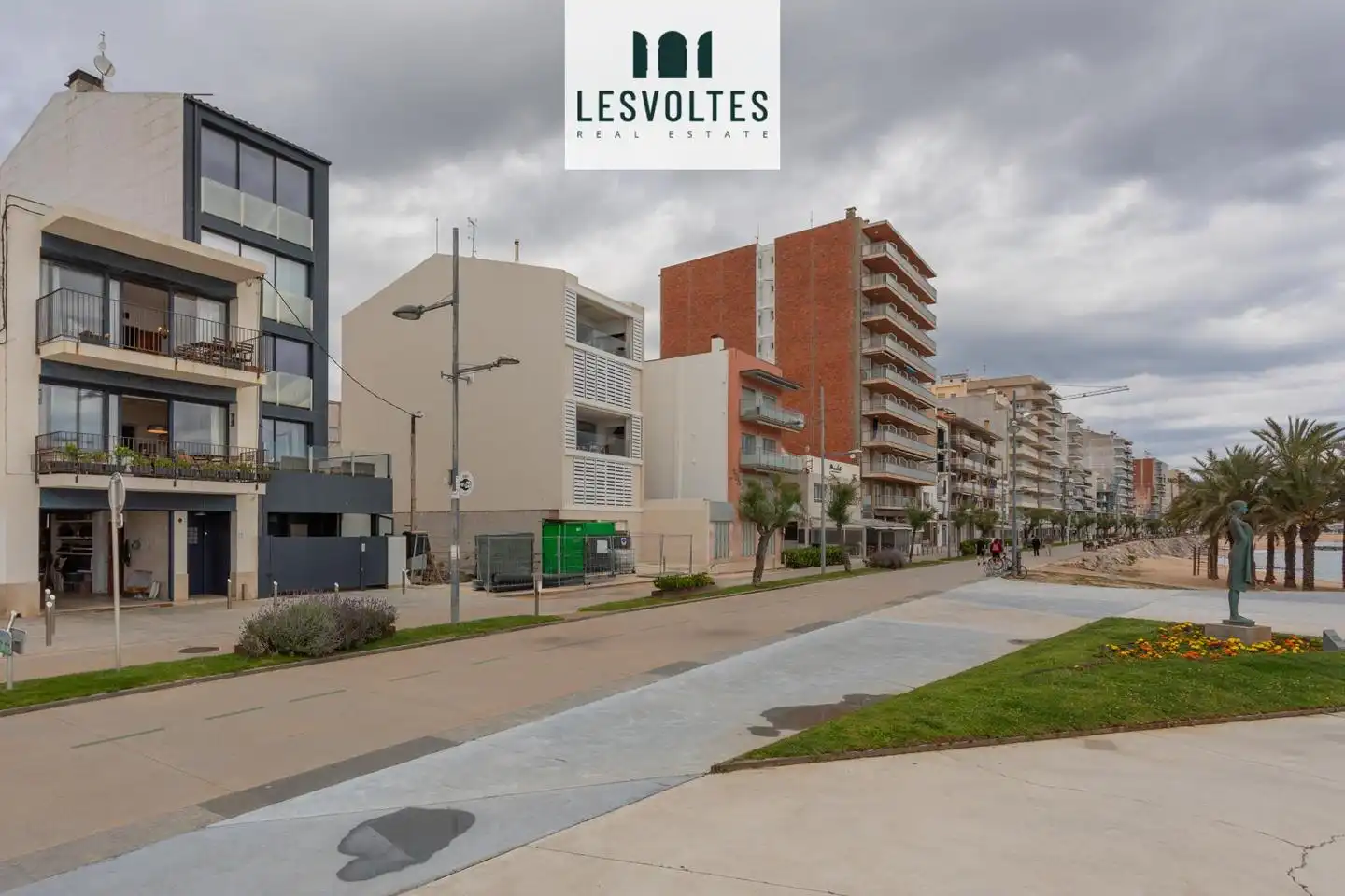 Appartamento con giardino in vendita a De Josep Mundet, imagen 24