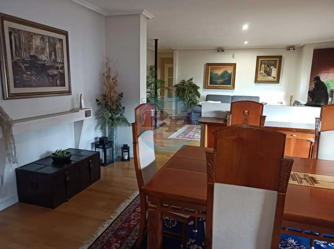 Comedor de Casa o chalet en venta en Sariegos con Calefacción, Jardín privado y Parquet