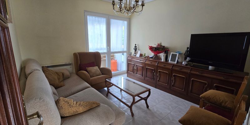Living room of Flat for sale in Guardo  with Storage room, Furnished and Balcony