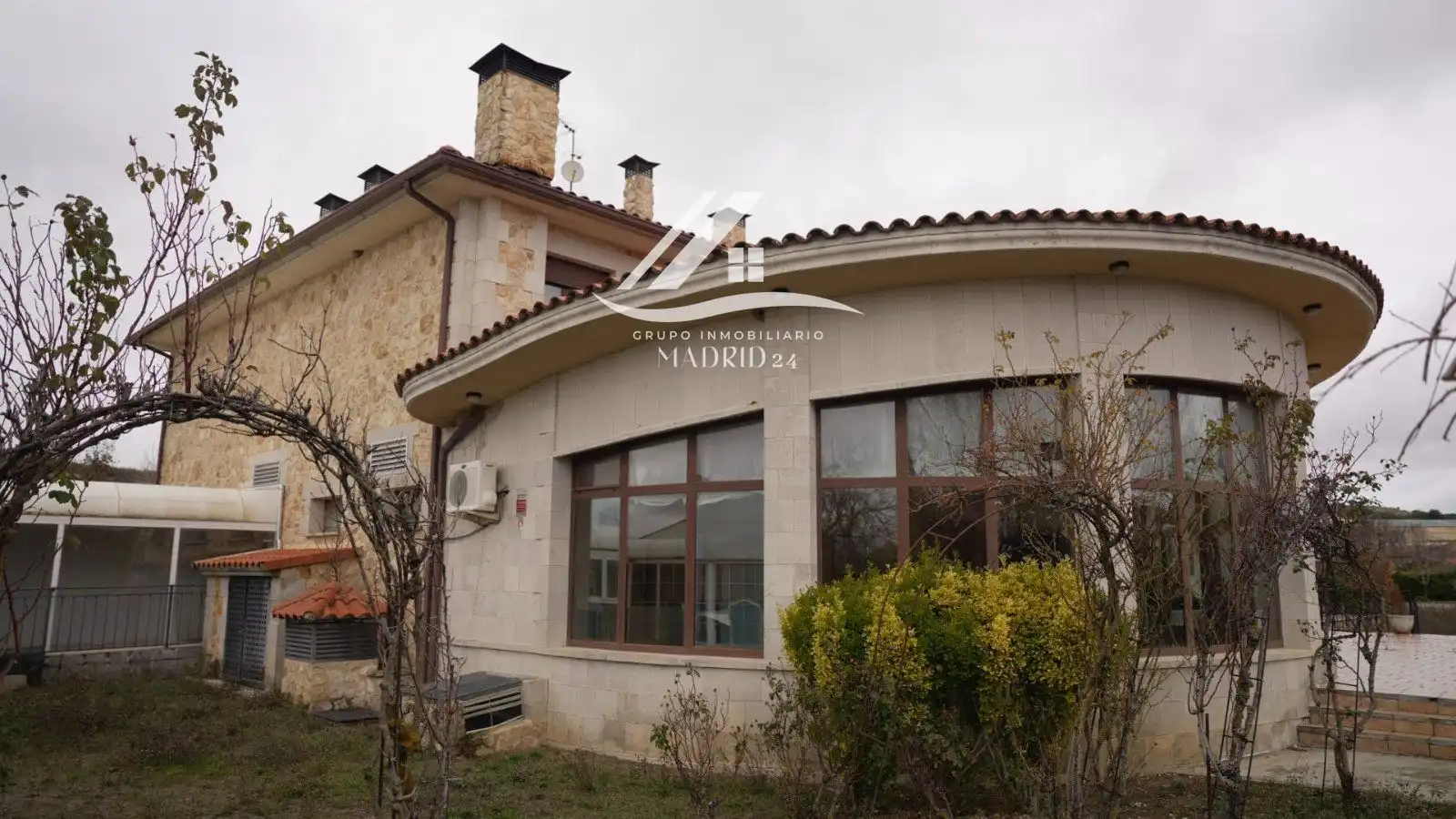 Vista exterior de Residencial en venda en Caleruega