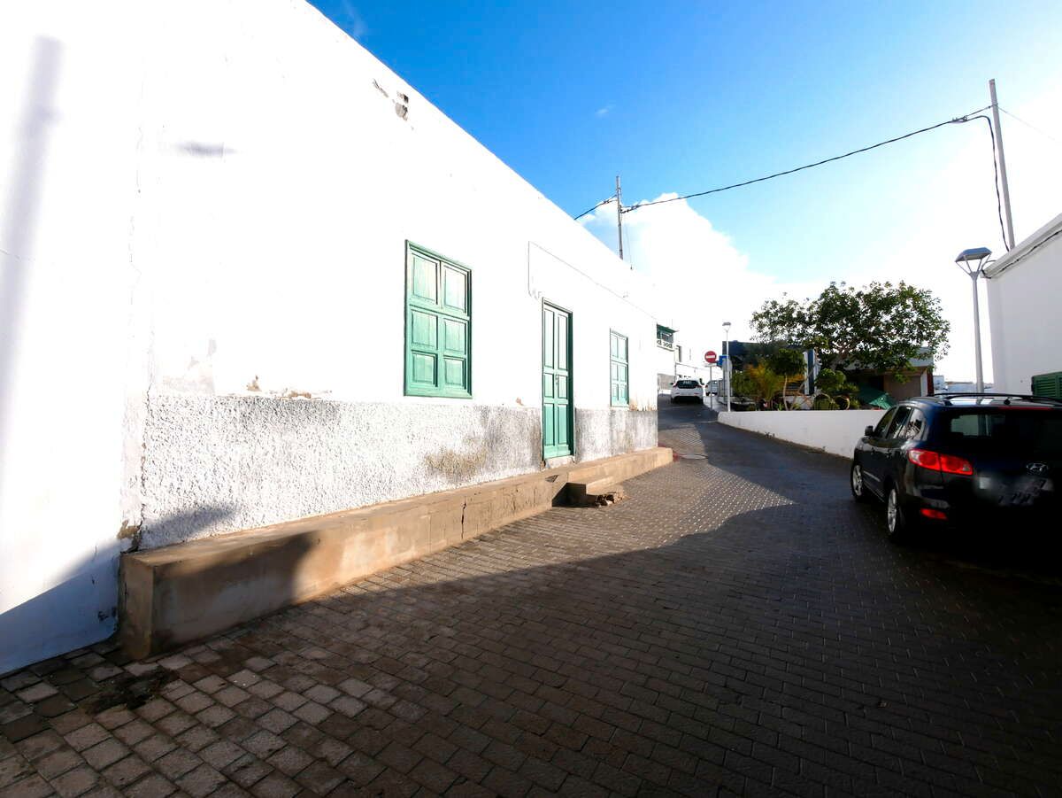 Exterior view of House or chalet for sale in Tías  with Terrace