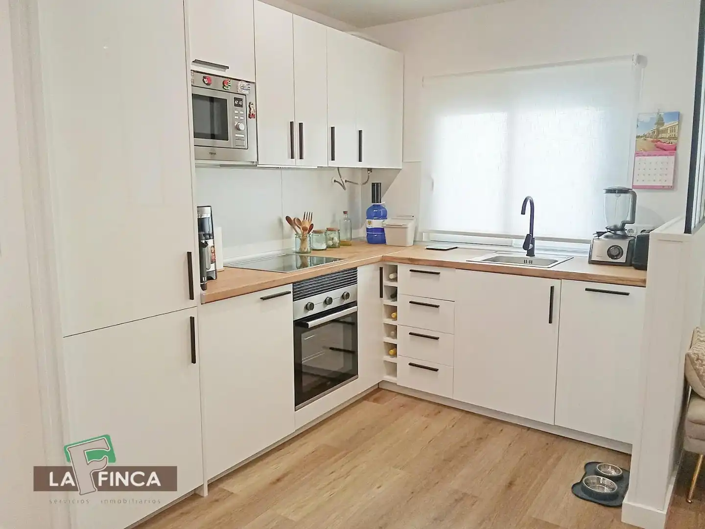 Cocina de Piso en venta en Oviedo  con Calefacción y Terraza