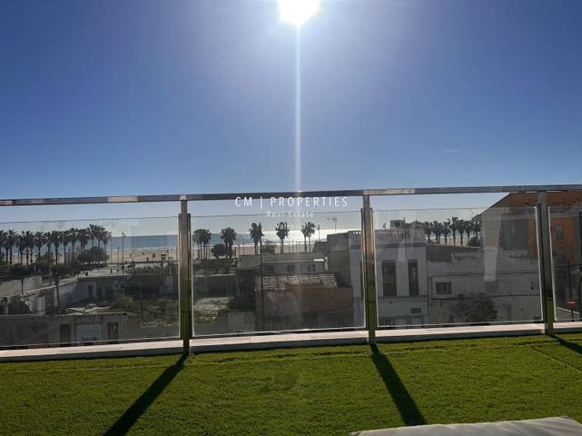 Casa-chalet en Venta en CALLE D'EUGÈNIA VIÑES en El Cabanyal - El Canyamelar