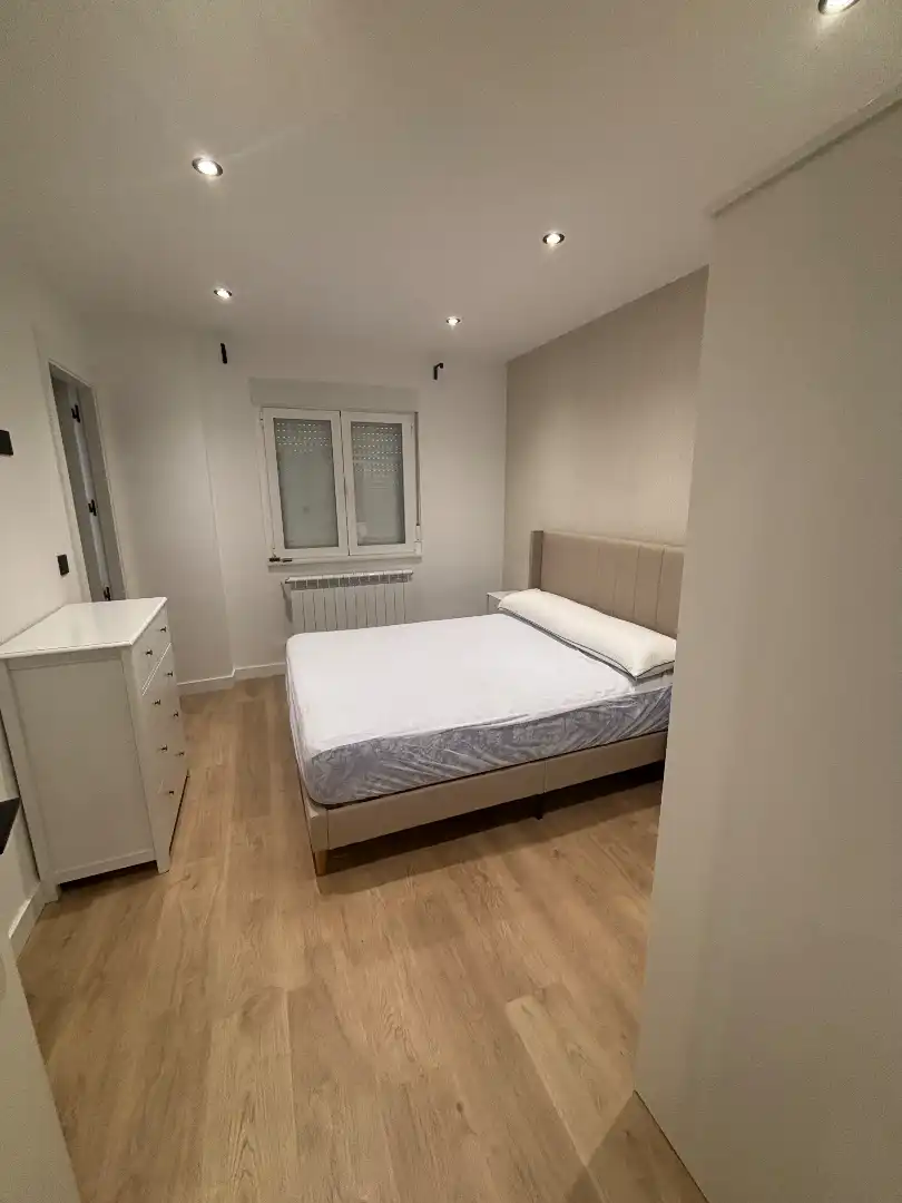 Flat for rent in Avenida de los Cedros, Garrido Norte