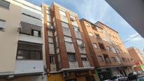 Exterior view of Flat for sale in Navalmoral de la Mata  with Air Conditioner