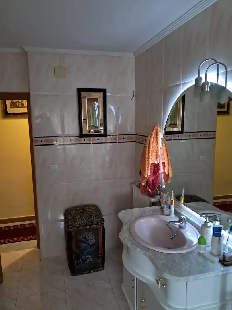 Badezimmer von Wohnung zum Verkauf in La Vellés  mit Privatgarten und Schwimmbad