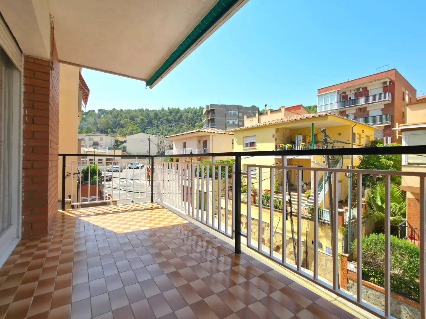 Terraza de Piso en venta en Sant Andreu de la Barca con Terraza, Horno y Balcón