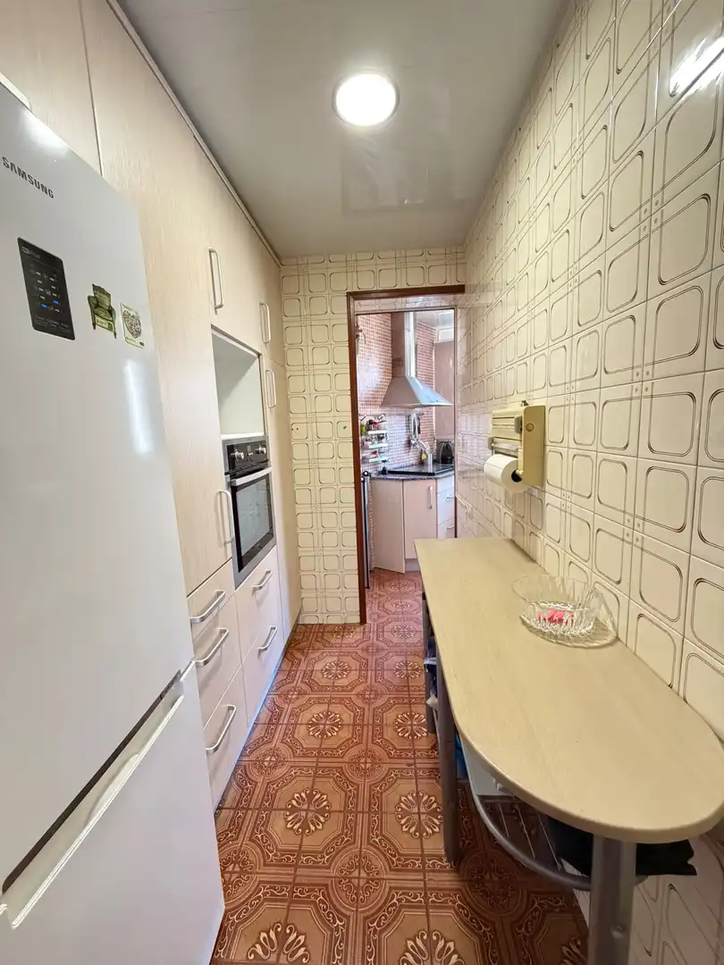 Cocina de Piso en venta en Barcelona con Balcón