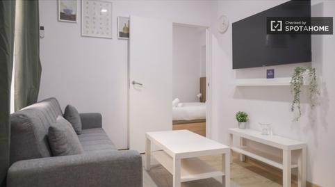 Foto 3 de Piso de alquiler en Valdeacederas,  Madrid Capital