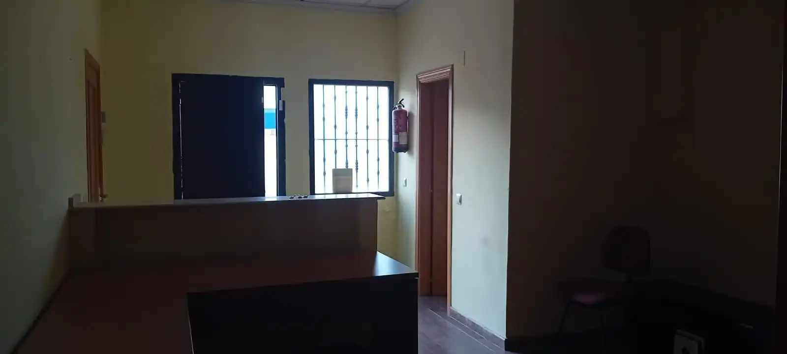 Industrial building to rent in Estación - Cruz Roja, imagen 5